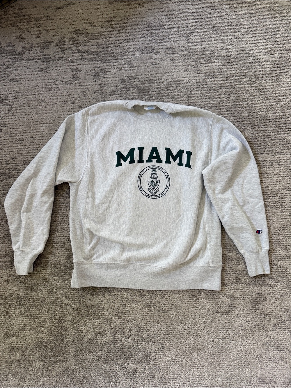 U Miami Champion Sweatshirt size M